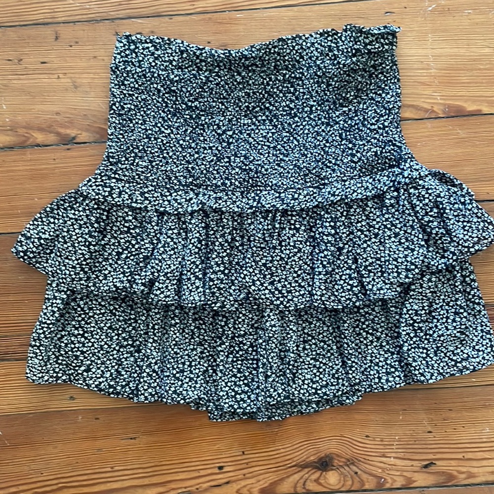 Smocked fluttery floral mini skirt